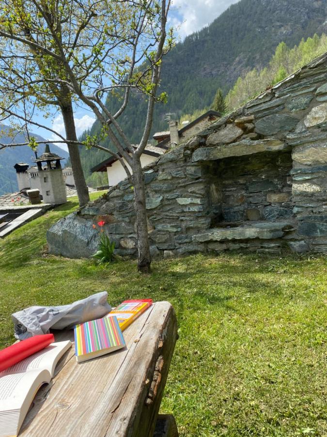 B&B A Pankeo Valtournenche Exterior foto