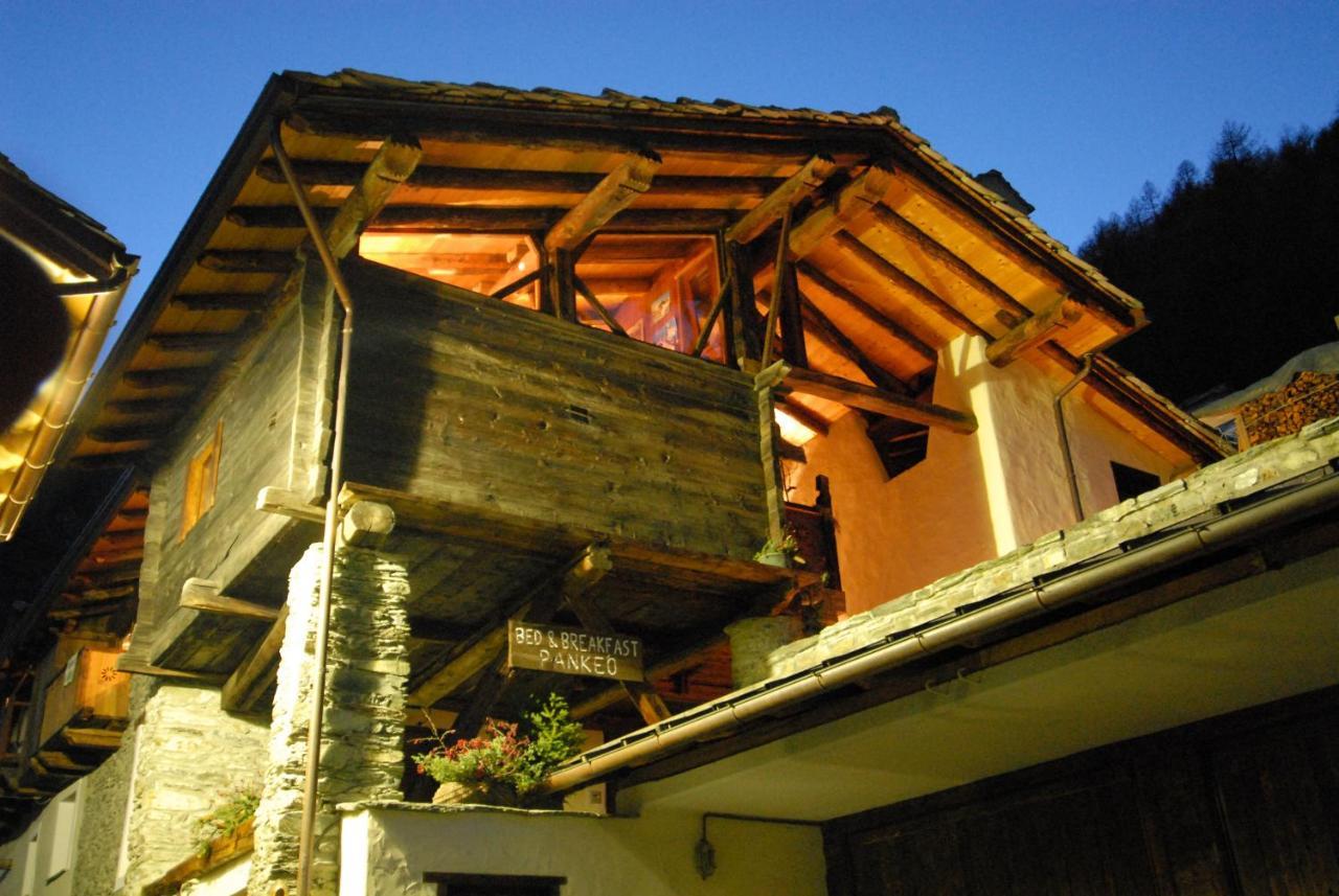 B&B A Pankeo Valtournenche Exterior foto